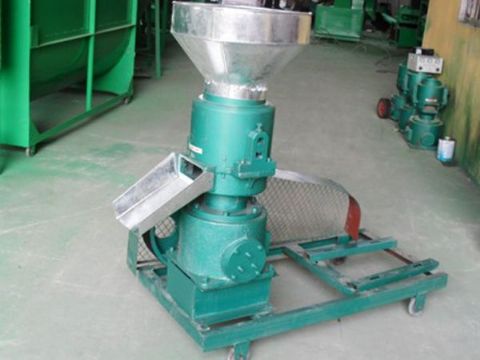 點(diǎn)擊查看詳細(xì)信息<br>標(biāo)題：柴電兩用顆粒機(jī) 閱讀次數(shù)：1785