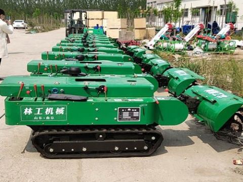點擊查看詳細(xì)信息<br>標(biāo)題：履帶開溝機　 閱讀次數(shù)：2075