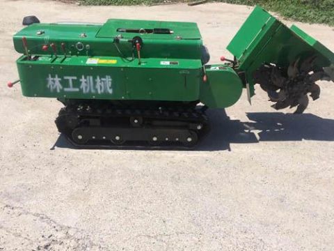 點擊查看詳細(xì)信息<br>標(biāo)題：履帶開溝機　 閱讀次數(shù)：1949